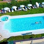 Apartment Hatelier Garda By Enjoy Garda Peschiera del Garda