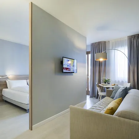 Hatelier Garda By Enjoy Garda Lejlighed Peschiera del Garda